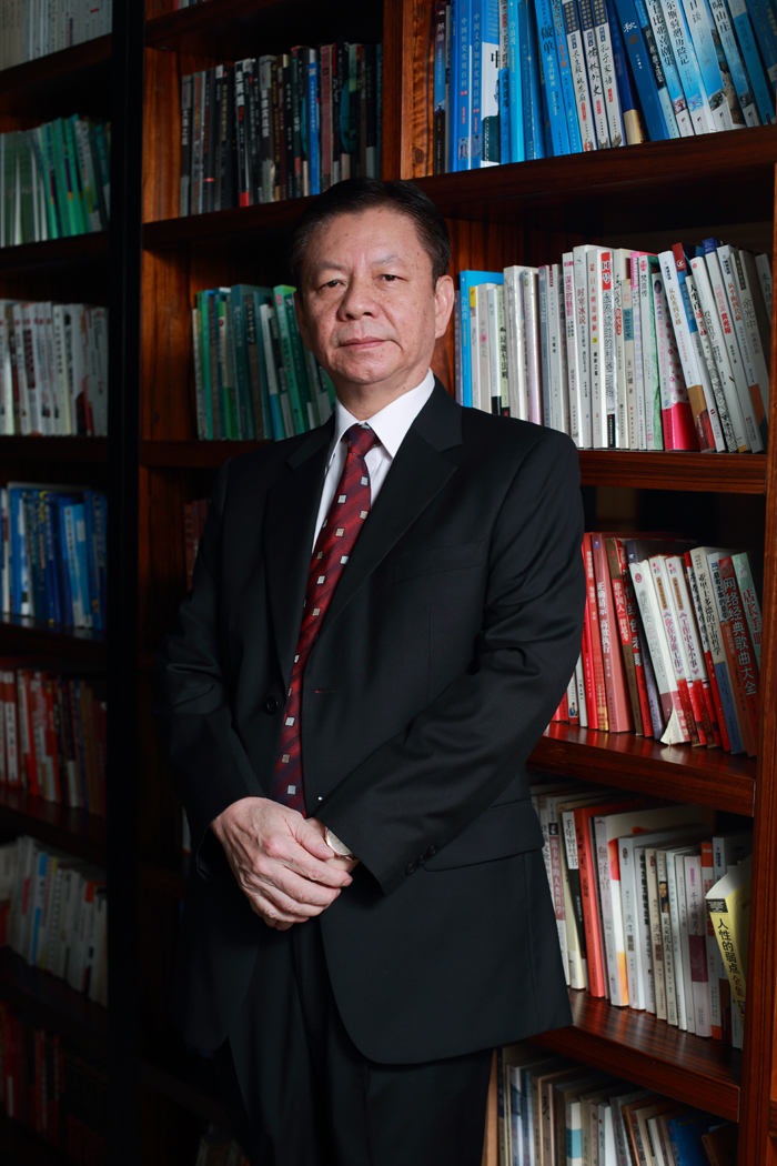 董事长陈国寿入选广东家具行业功勋人物